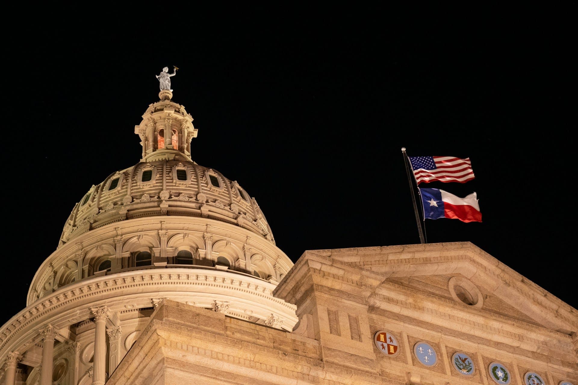 Veterans Group to Court: Don’t Let Party Bosses Shut Independents Out of Texas Primaries