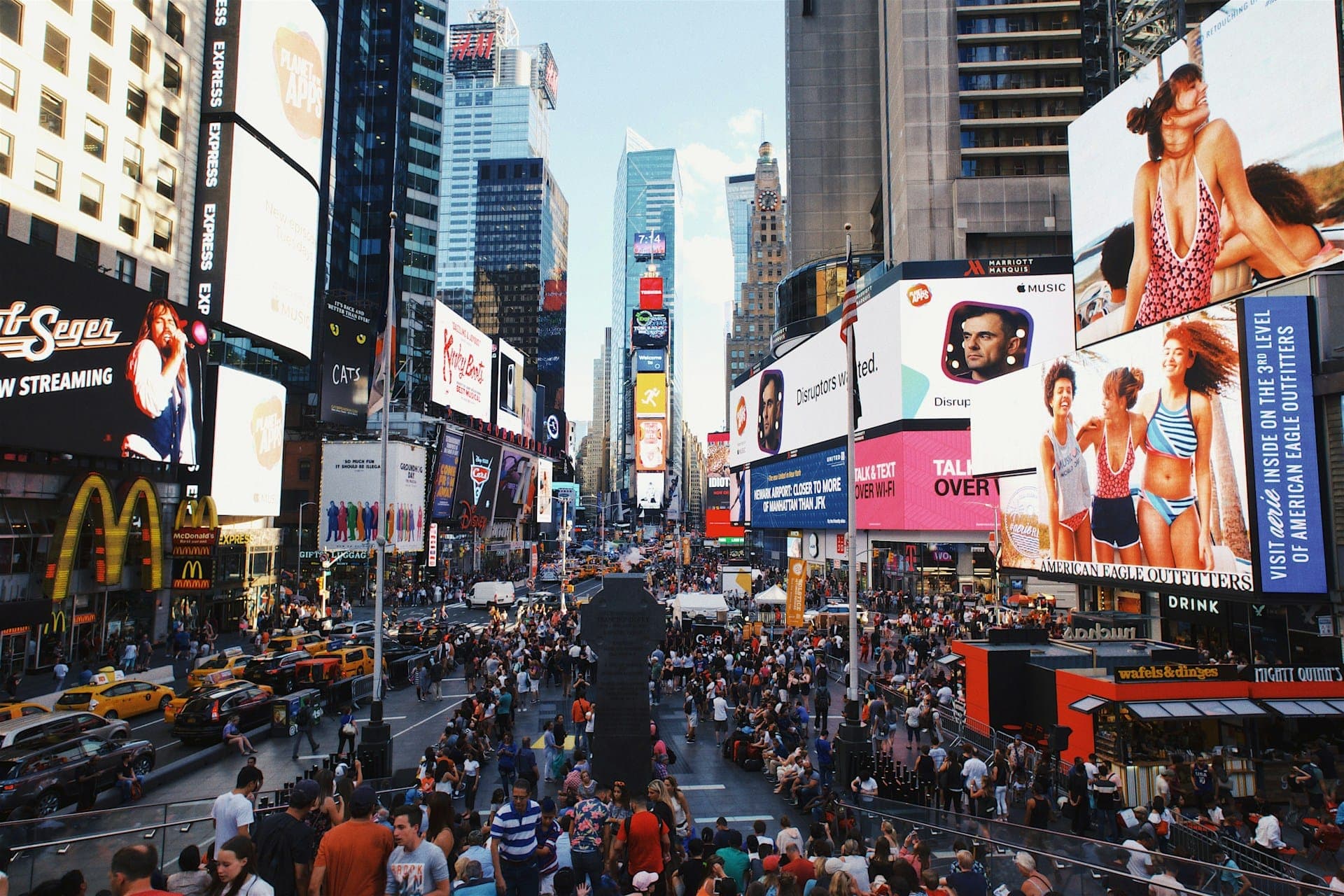 Petition Drive to Let Independents Vote Delivers 45,000 Signatures to NYC Clerk